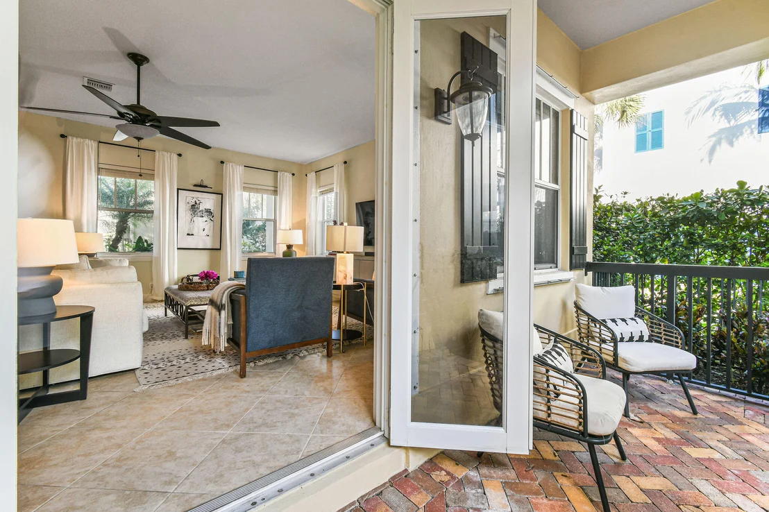 Photo of 256 W Bay Cedar Circle