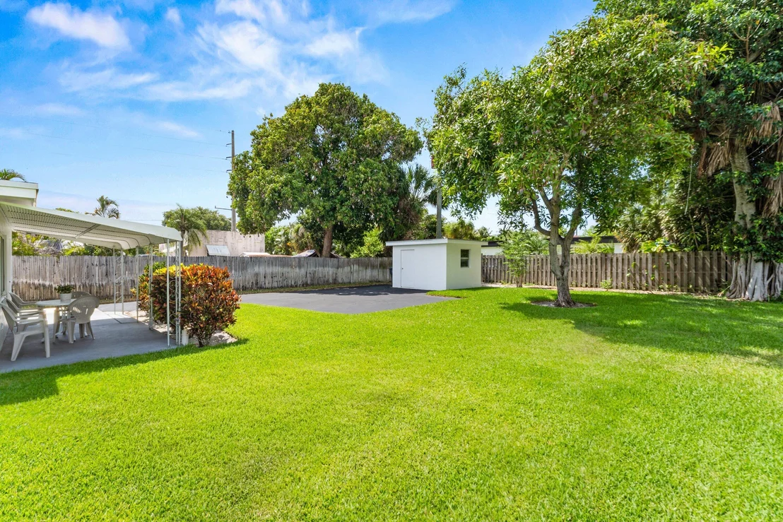 Photo of 245 Greenbriar Drive