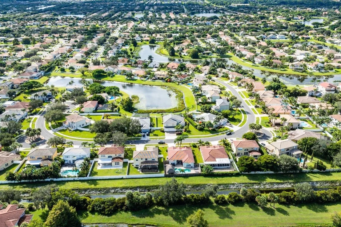 Photo of 6092 Indian Forest Circle