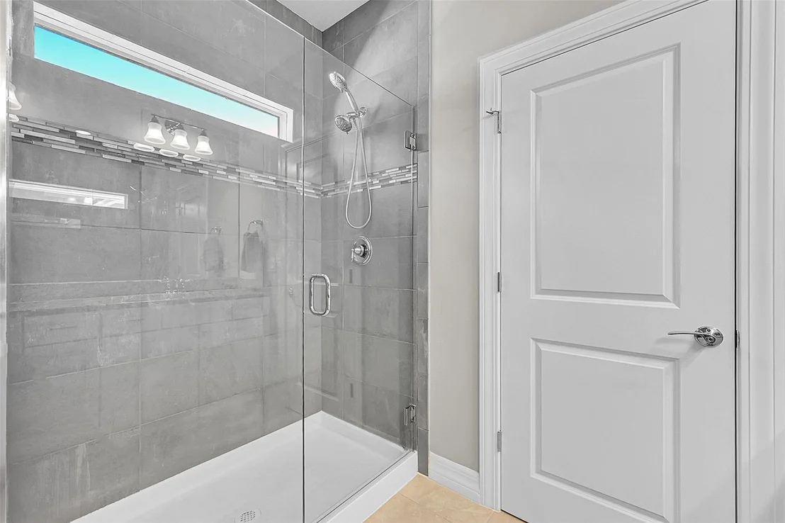 Photo of 964 Banyan Drive