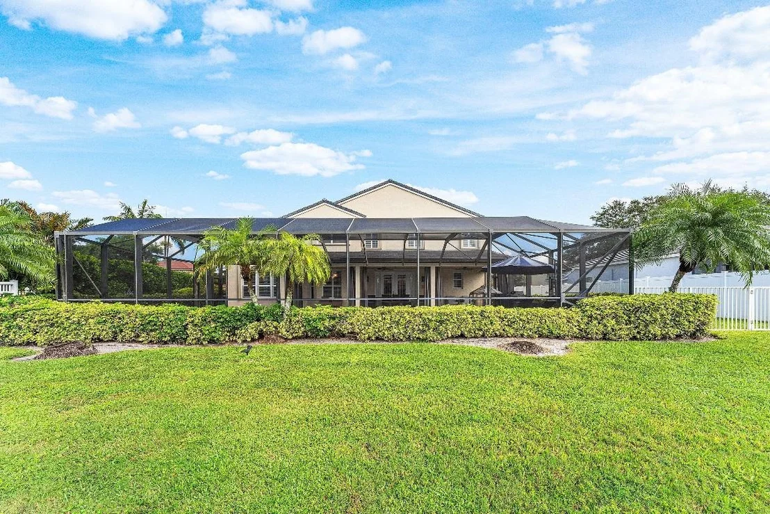 Photo of 6092 Indian Forest Circle