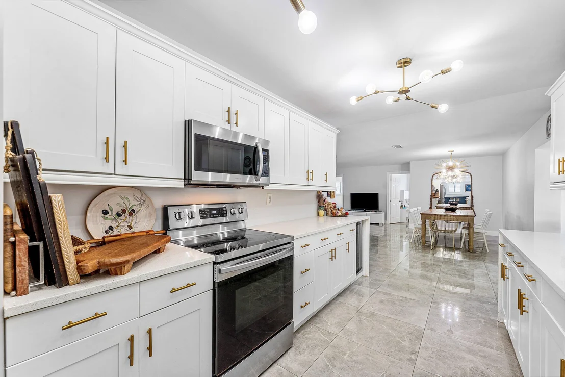 Photo of 581 NW 13th Drive