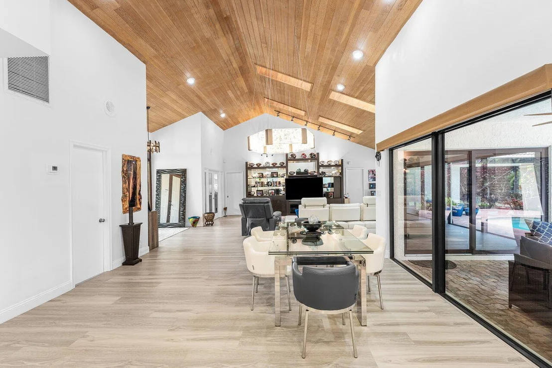 Photo of 4382 White Cedar Lane