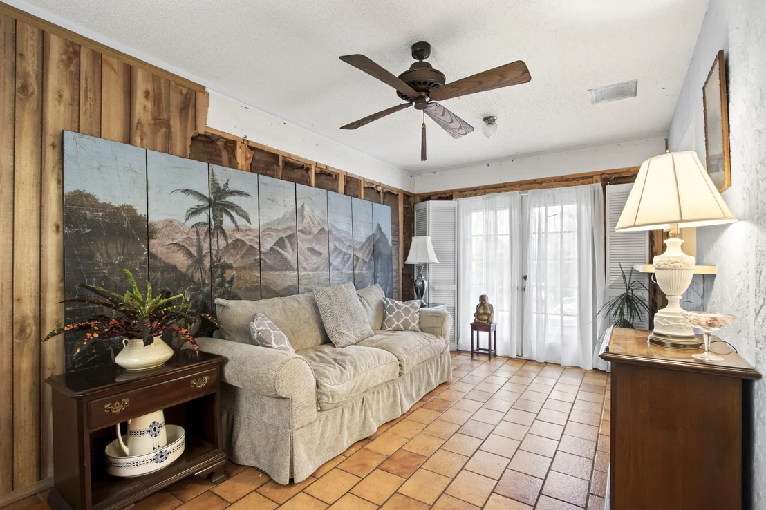 Photo of 5407 Sunset Boulevard