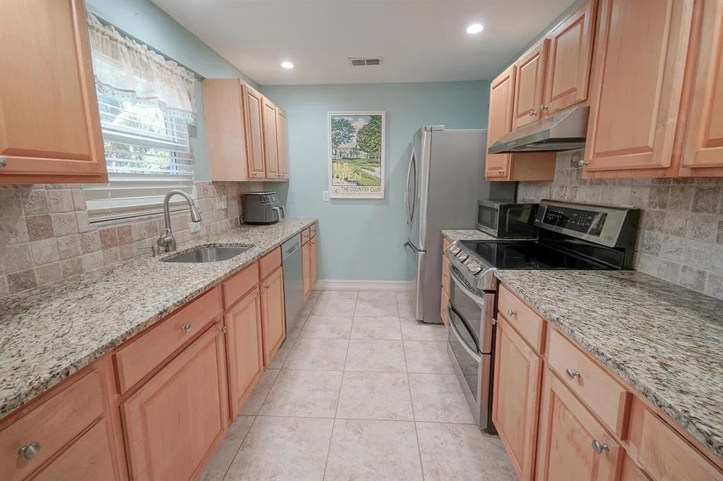 Photo of 321 Beverly Drive
