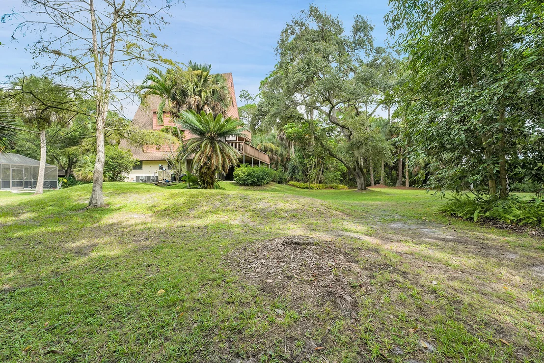 Photo of 16860 96th Terrace N