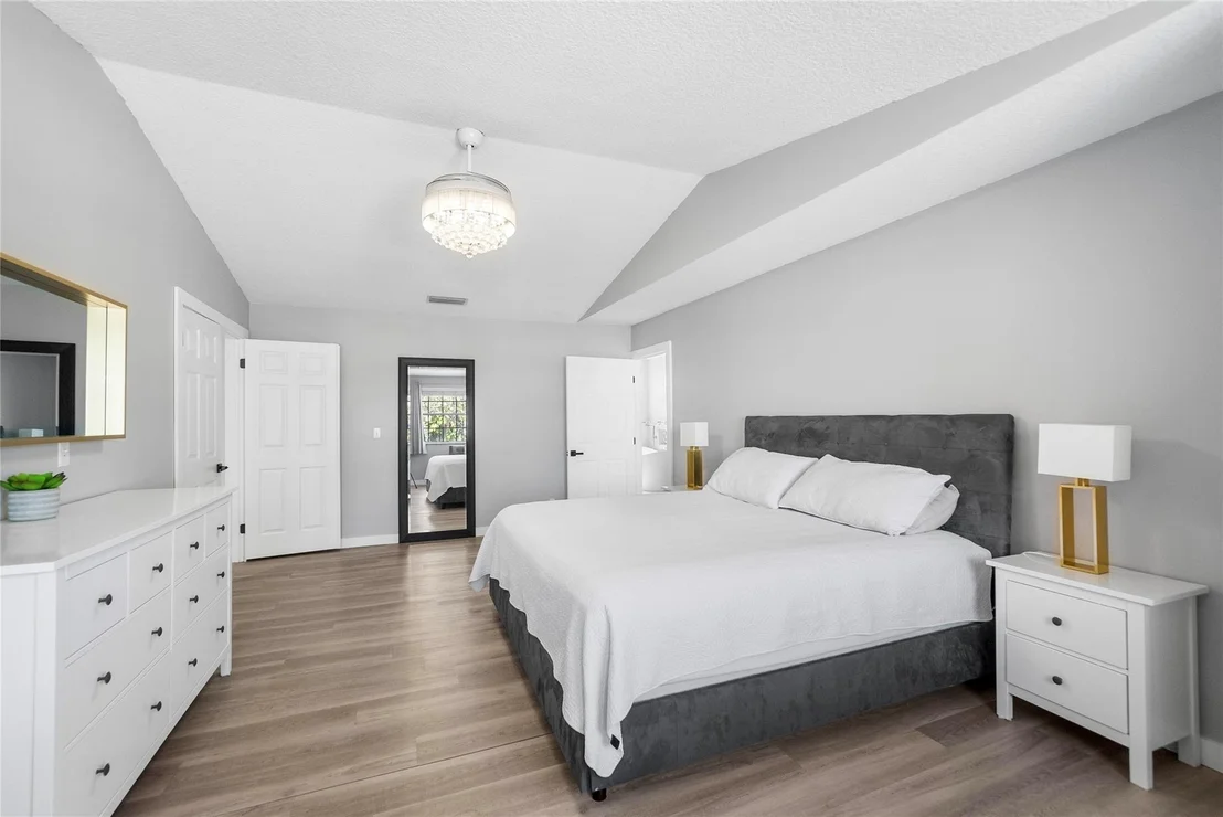 Photo of 5443 NW 43rd Way