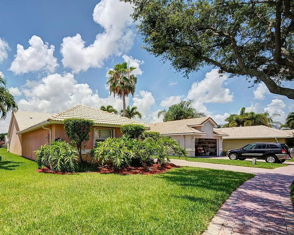 Photo of 5392 Grande Palm Circle
