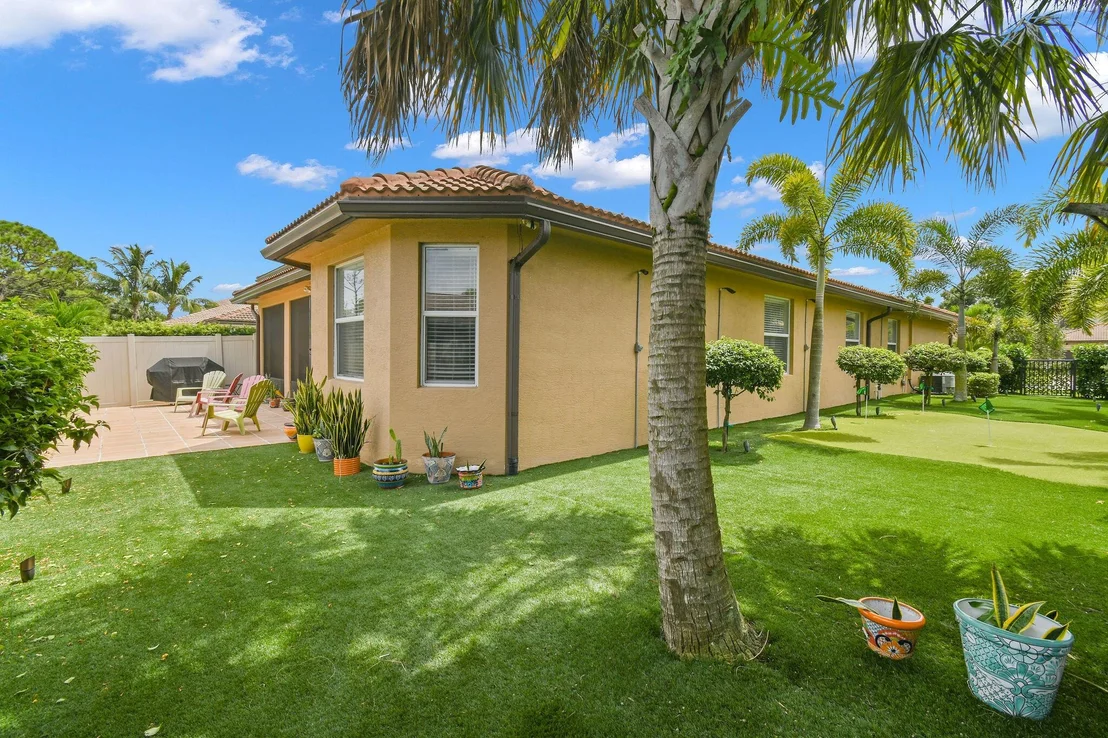 Photo of 7139 Limestone Cay Road
