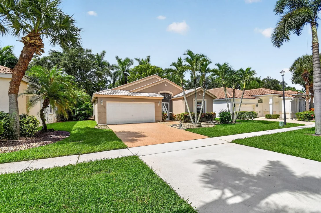 Photo of 9840 Arbor View Drive S