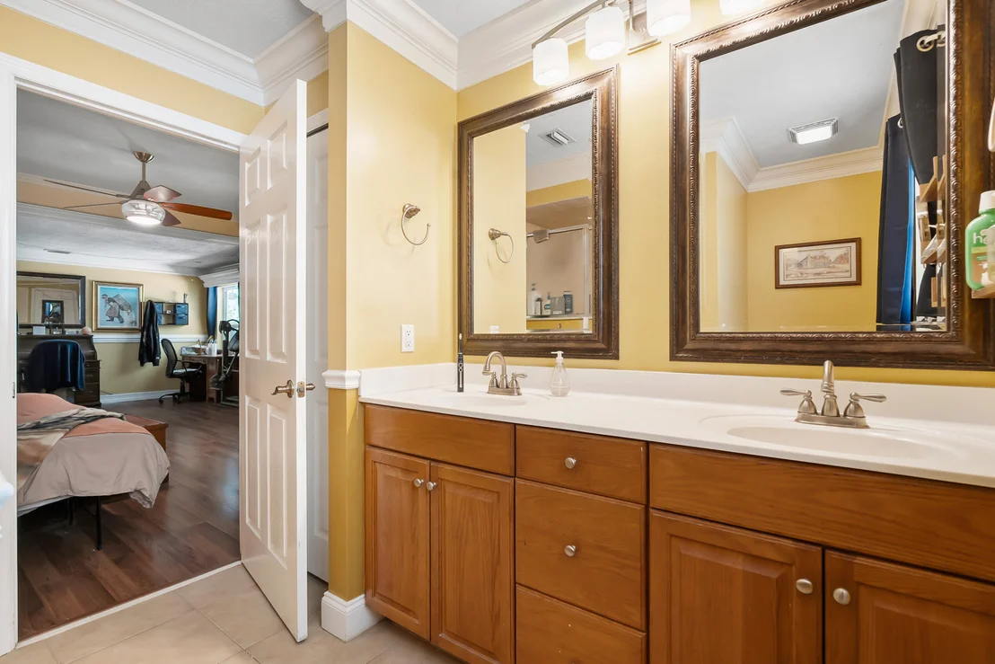 Photo of 5001 Silver Oak Drive