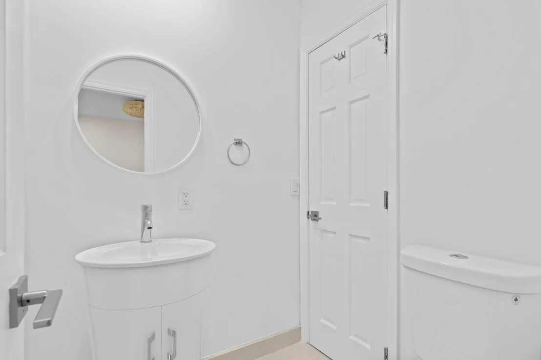 Photo of 391 SE 7th Avenue