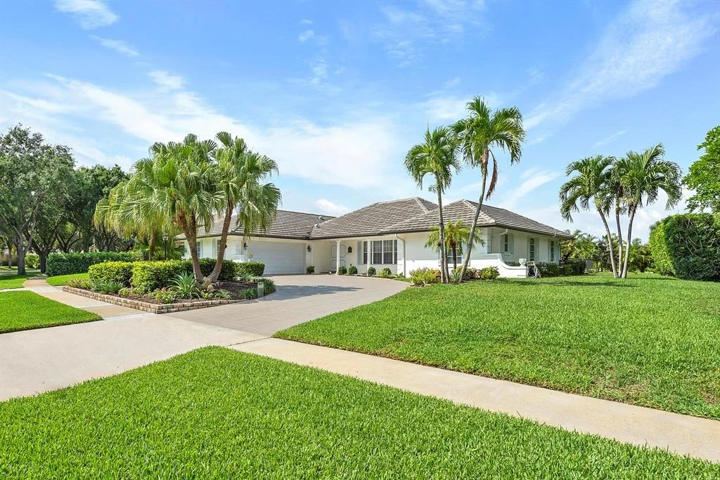Photo of 2401 Embassy Drive
