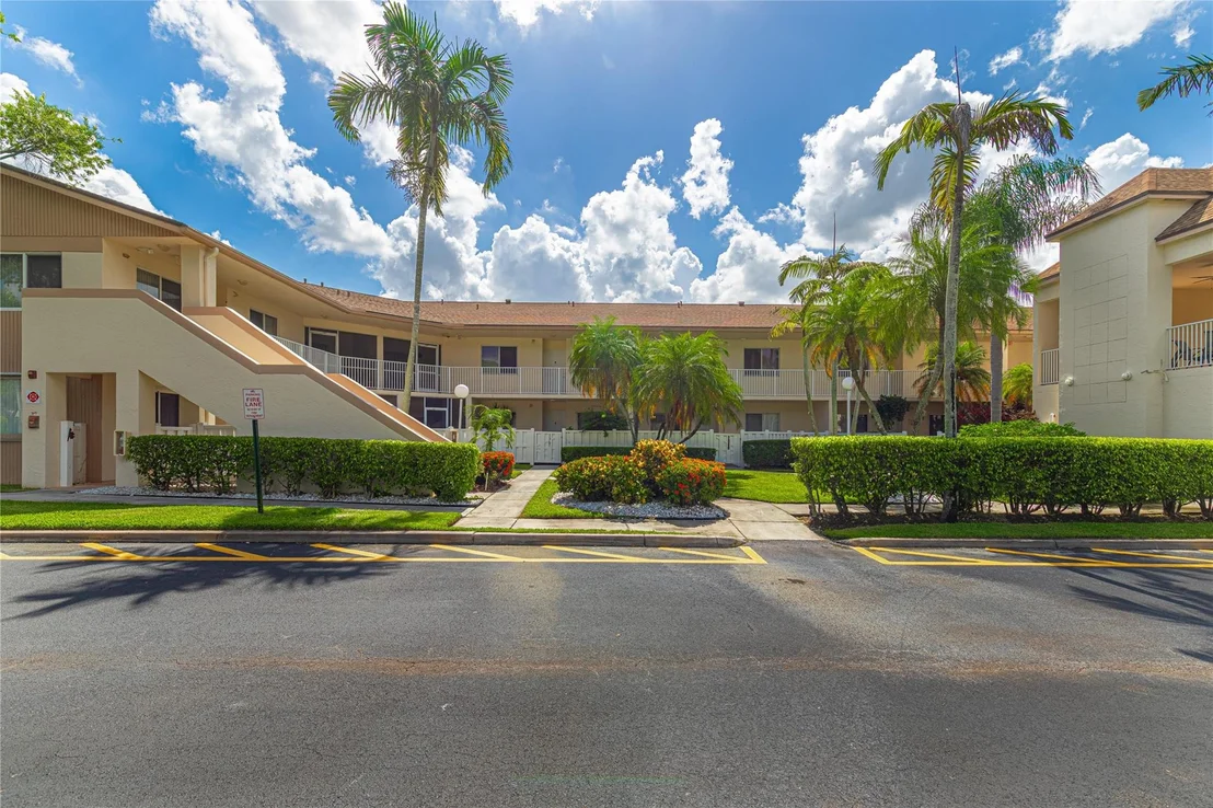 Photo of Unit 206 at 7395 N Devon Drive
