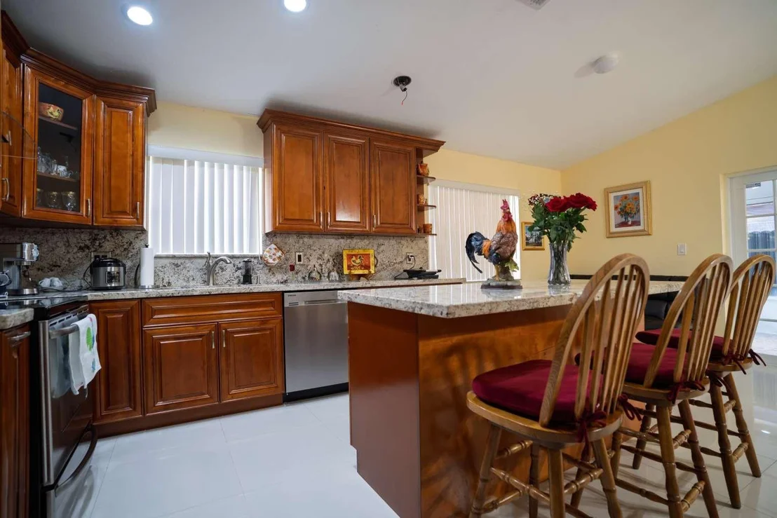 Photo of 8927 NW 111th Terrace