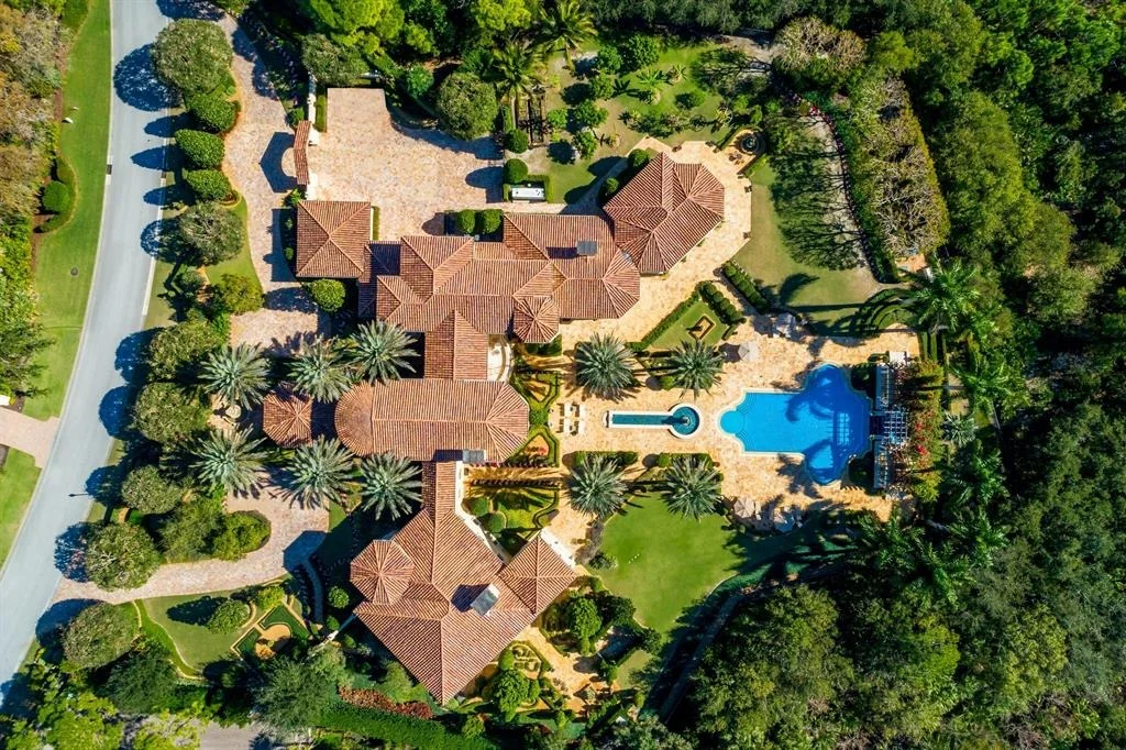 Photo of 161 Bears Club Drive