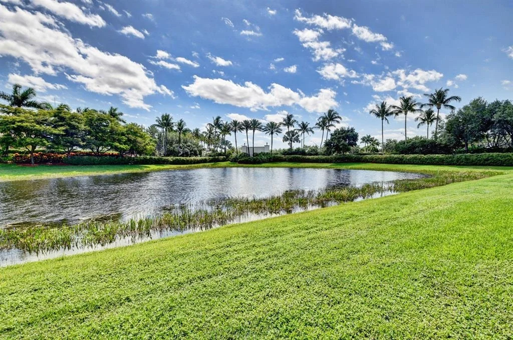 Photo of 7204 Twin Falls Drive