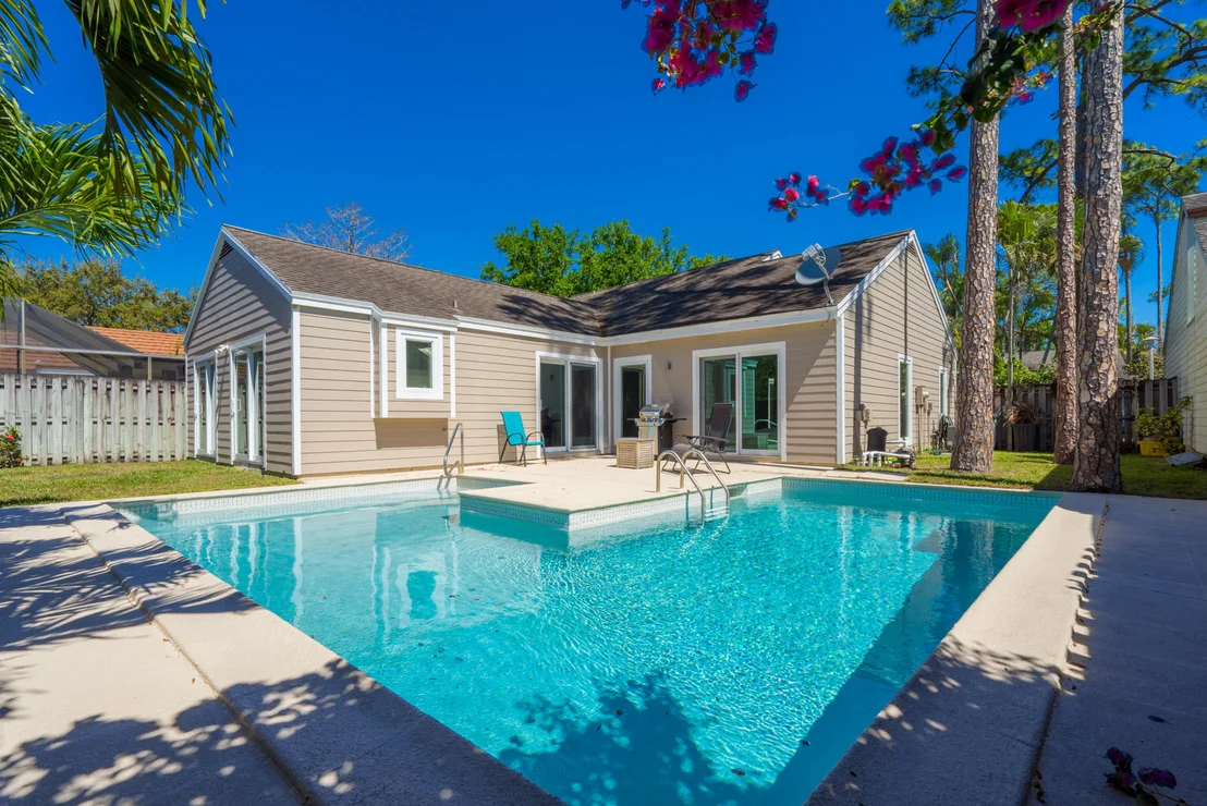 Photo of 435 Oak Shadow Way