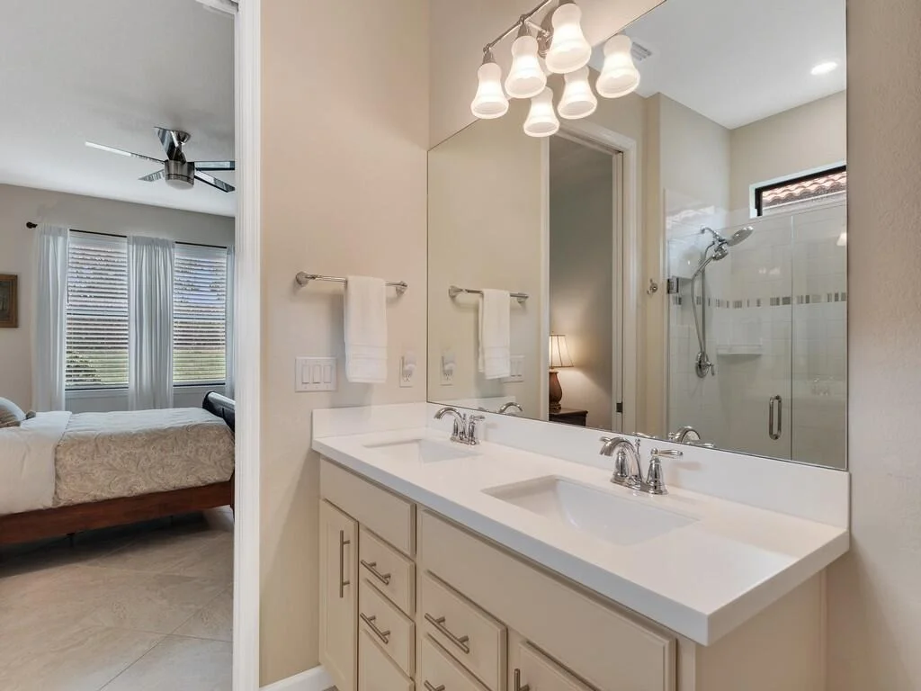 Photo of 4633 Ibis Road
