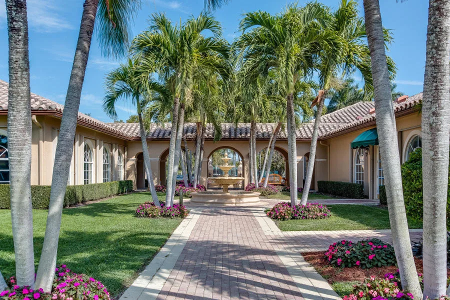 Photo of 6698 Sherbrook Drive