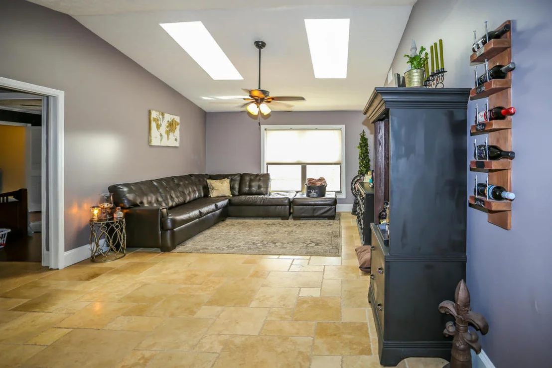 Photo of 701 Kriss Lane