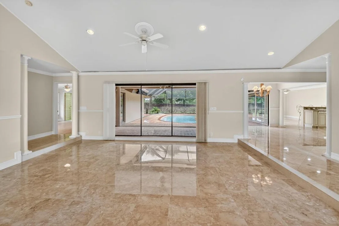 Photo of 5884 Pinebrook Drive