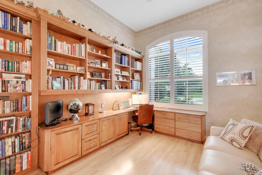 Photo of 17247 Gulf Pine Circle