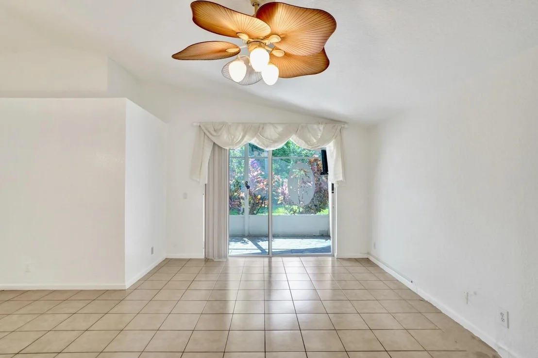 Photo of 8140 Palm Gate Drive