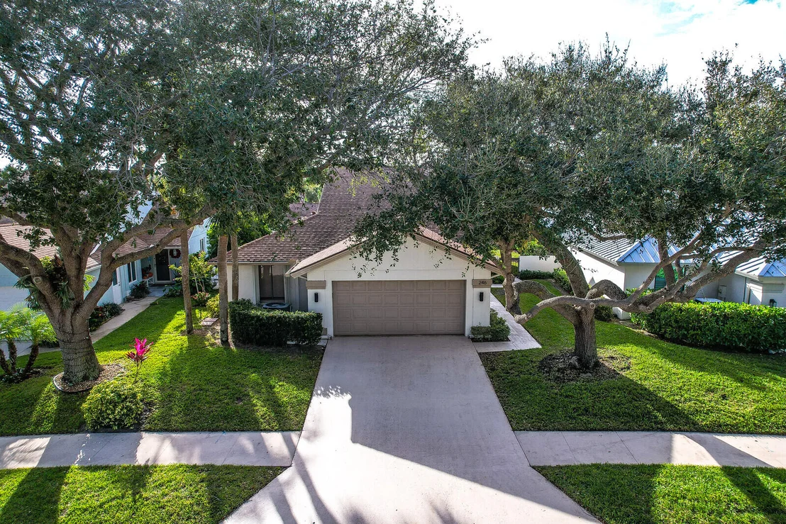 Photo of 246 Ridge Road