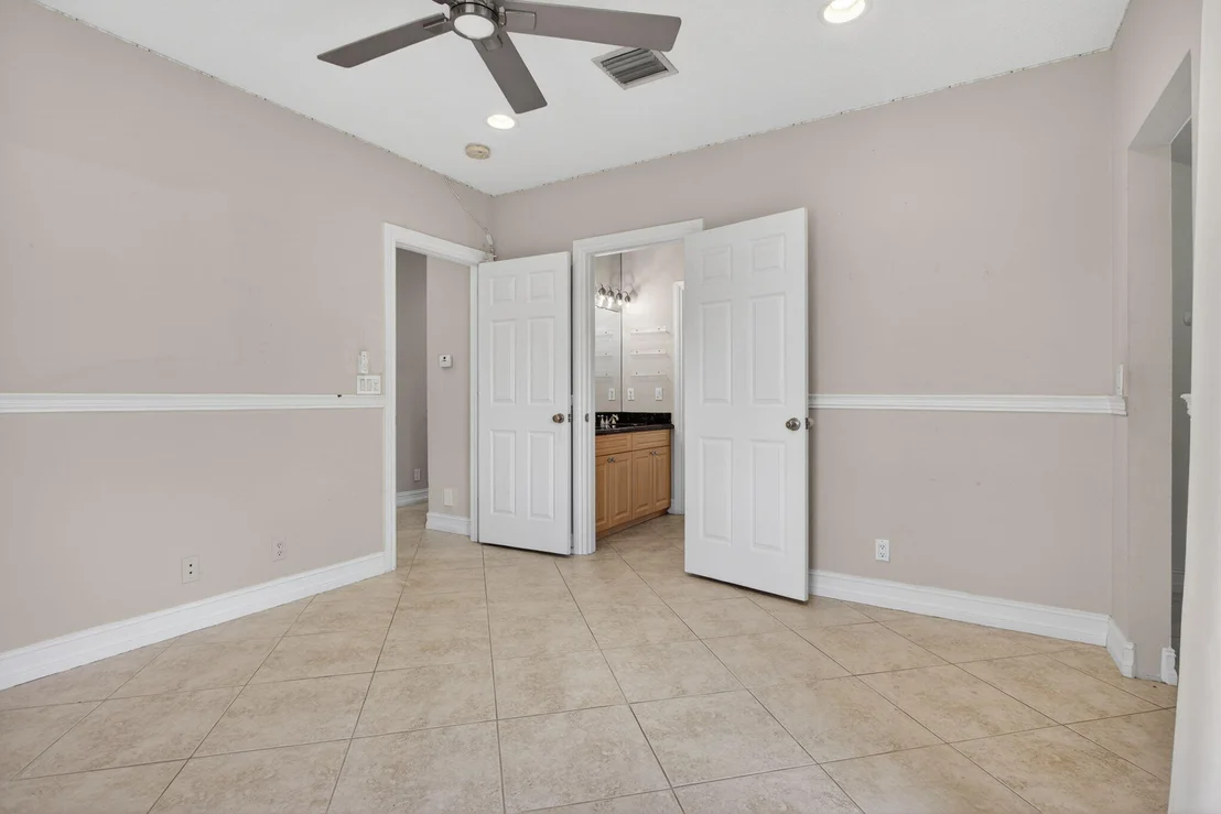 Photo of 4901 NE 29th Avenue