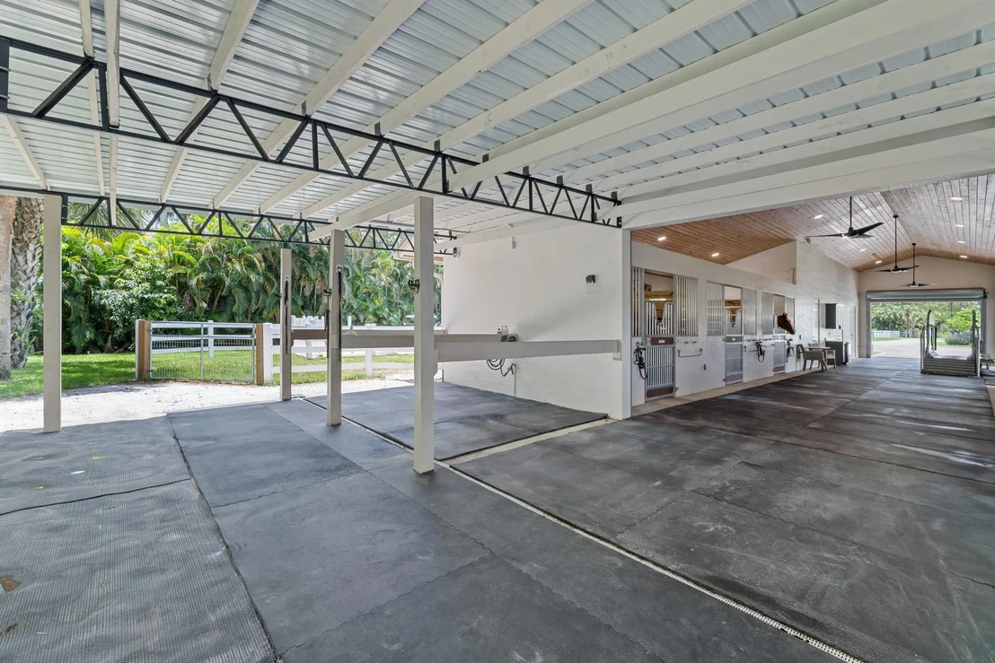 Photo of 1464 Stallion Drive
