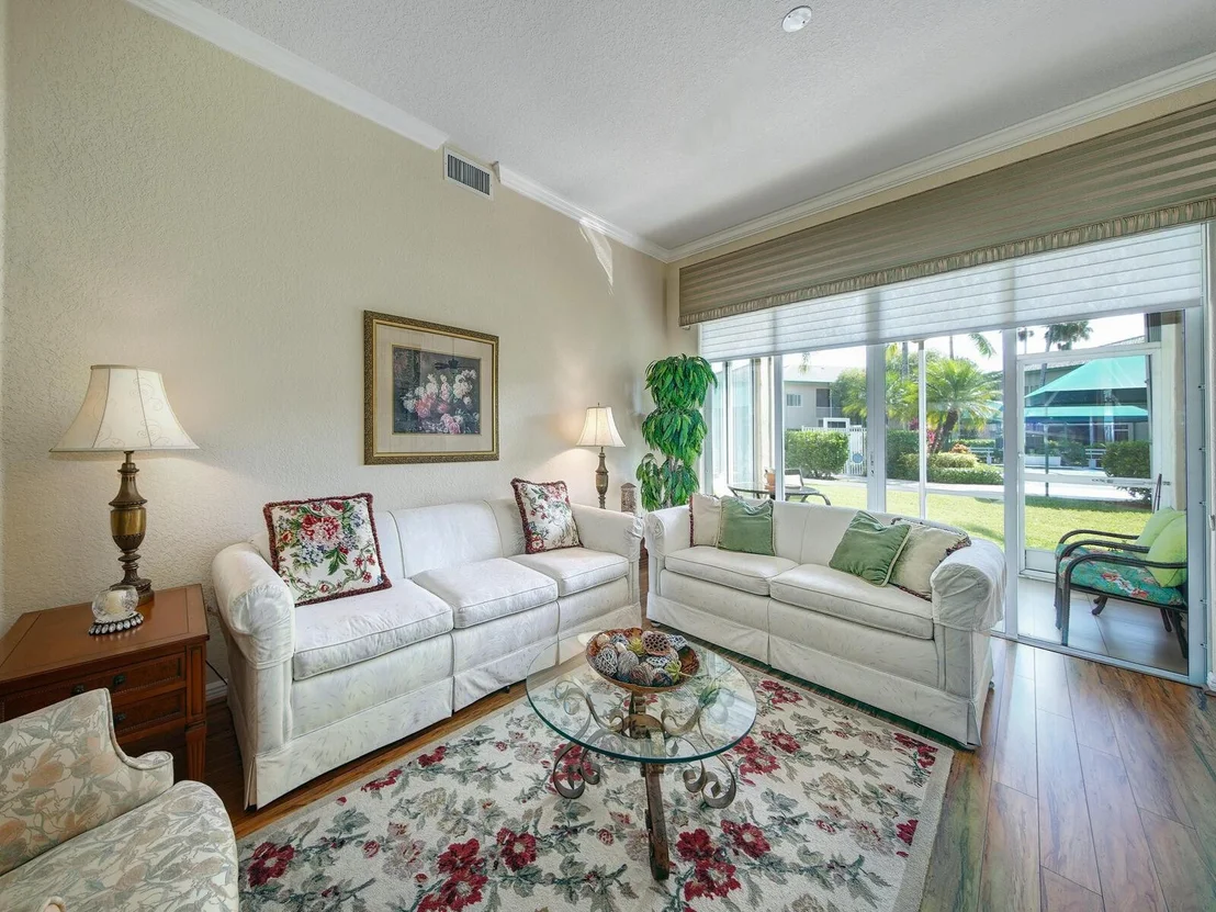 Photo of Unit 103 at 7811 Exeter Boulevard