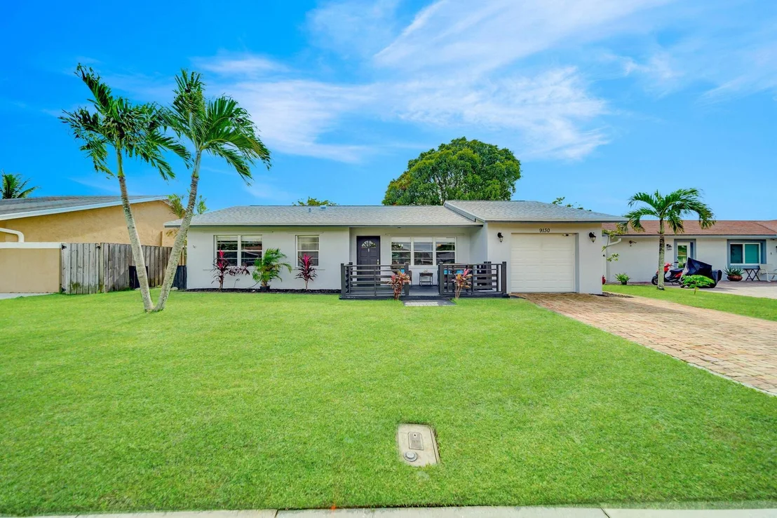 Photo of 9130 Saddlecreek Drive
