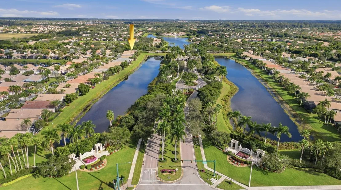 Photo of 8752 Palm River Drive