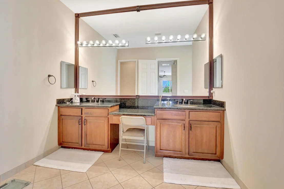 Photo of 14780 Quay Lane