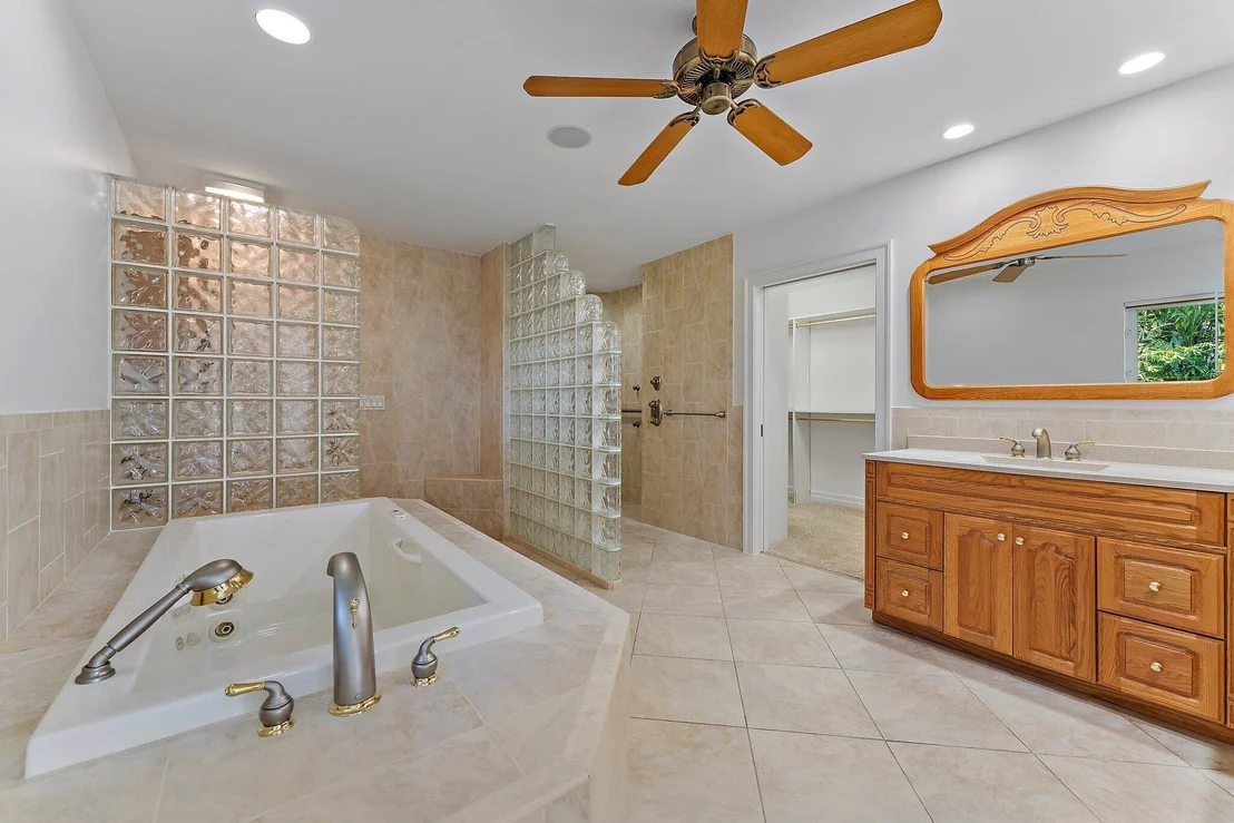 Photo of 209 Fairway W