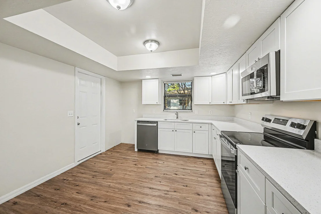 Photo of 110 Cardinal Drive