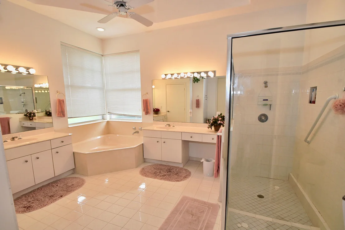 Photo of 4424 White Cedar Lane