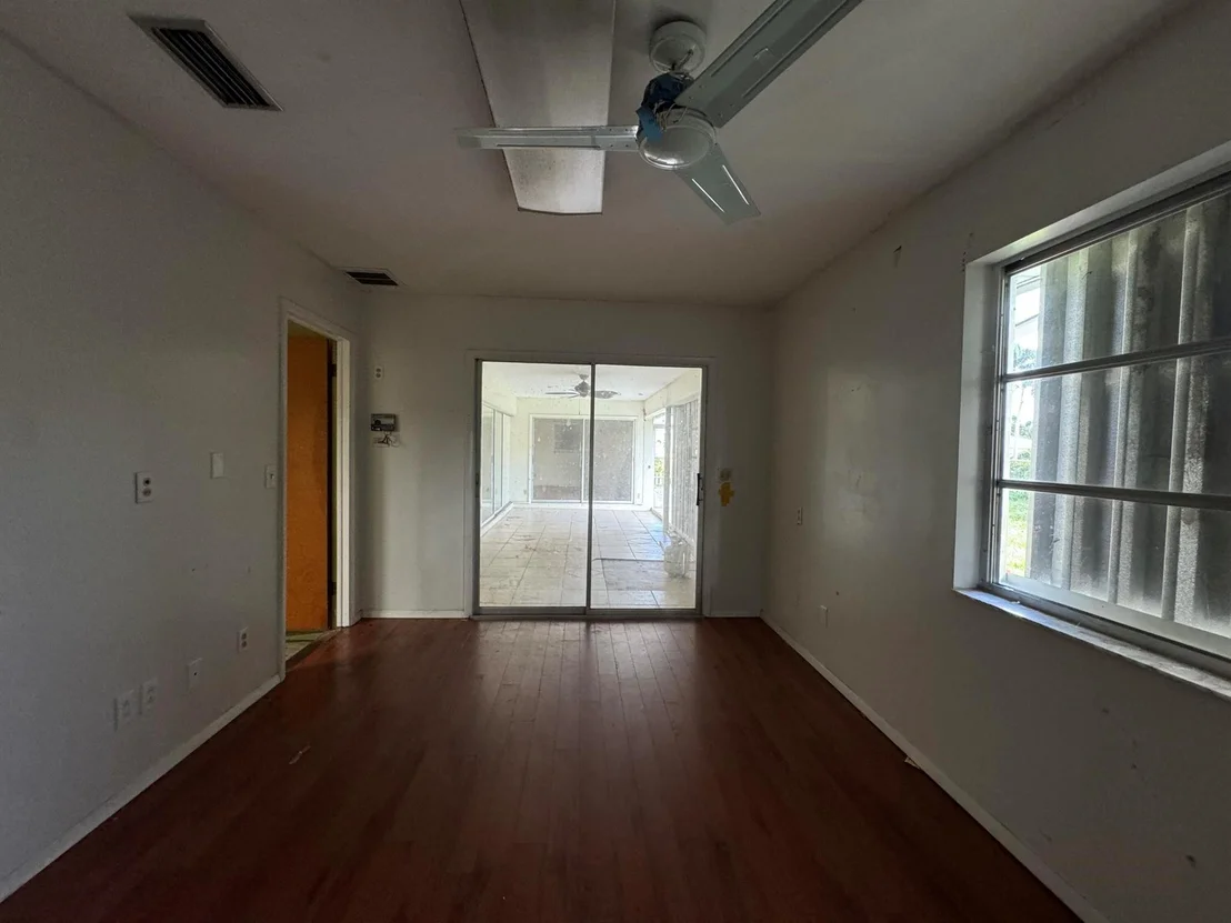 Photo of 4379 SE Bayshore Terrace