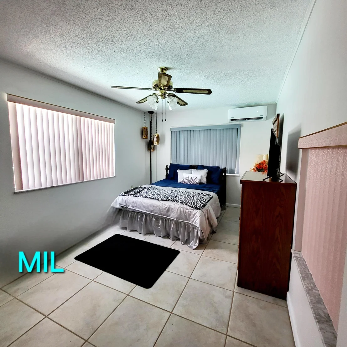Photo of 2928 SE 27th Street