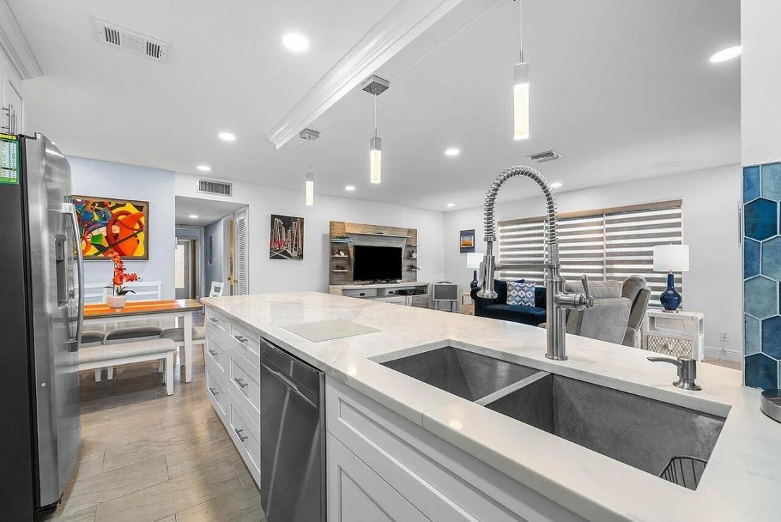 Photo of Unit D at 437 High Point Boulevard