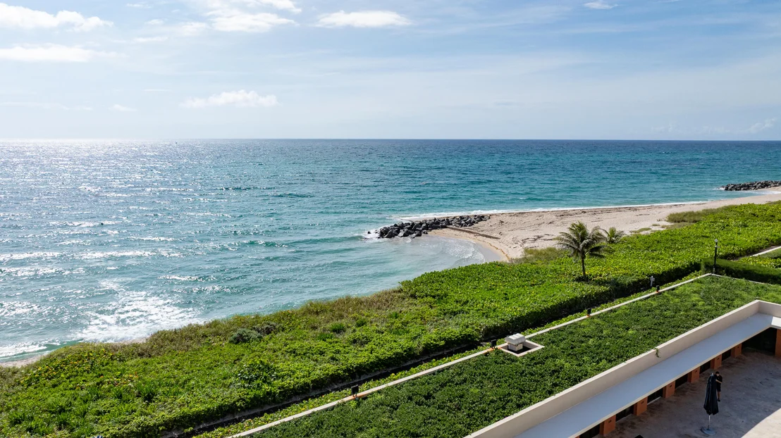 Photo of Unit N25 at 2 N Breakers Row