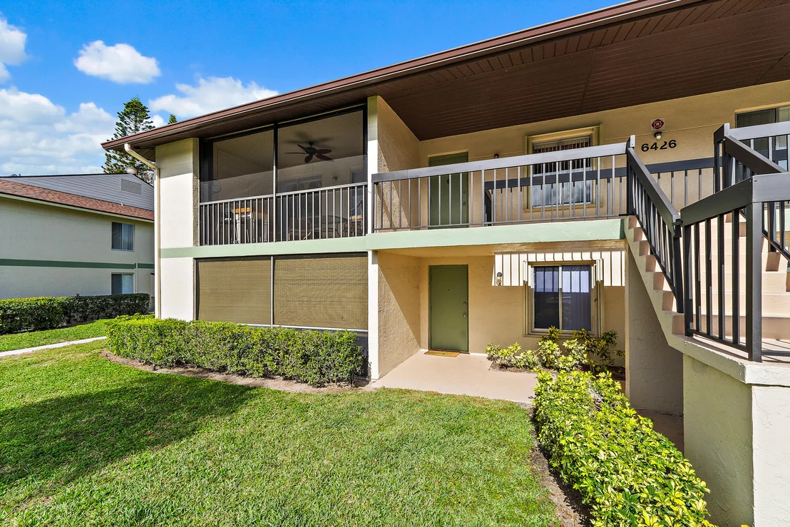 Photo of Unit E at 6426 Chasewood Drive
