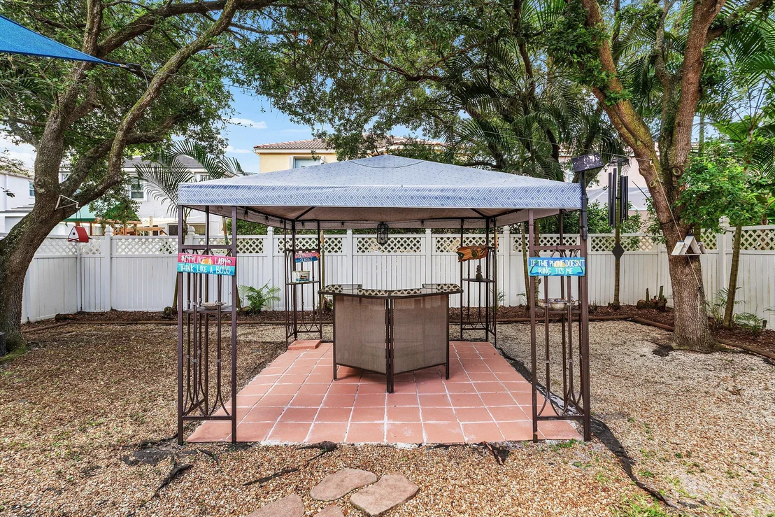 Photo of 7819 Oak Grove Circle
