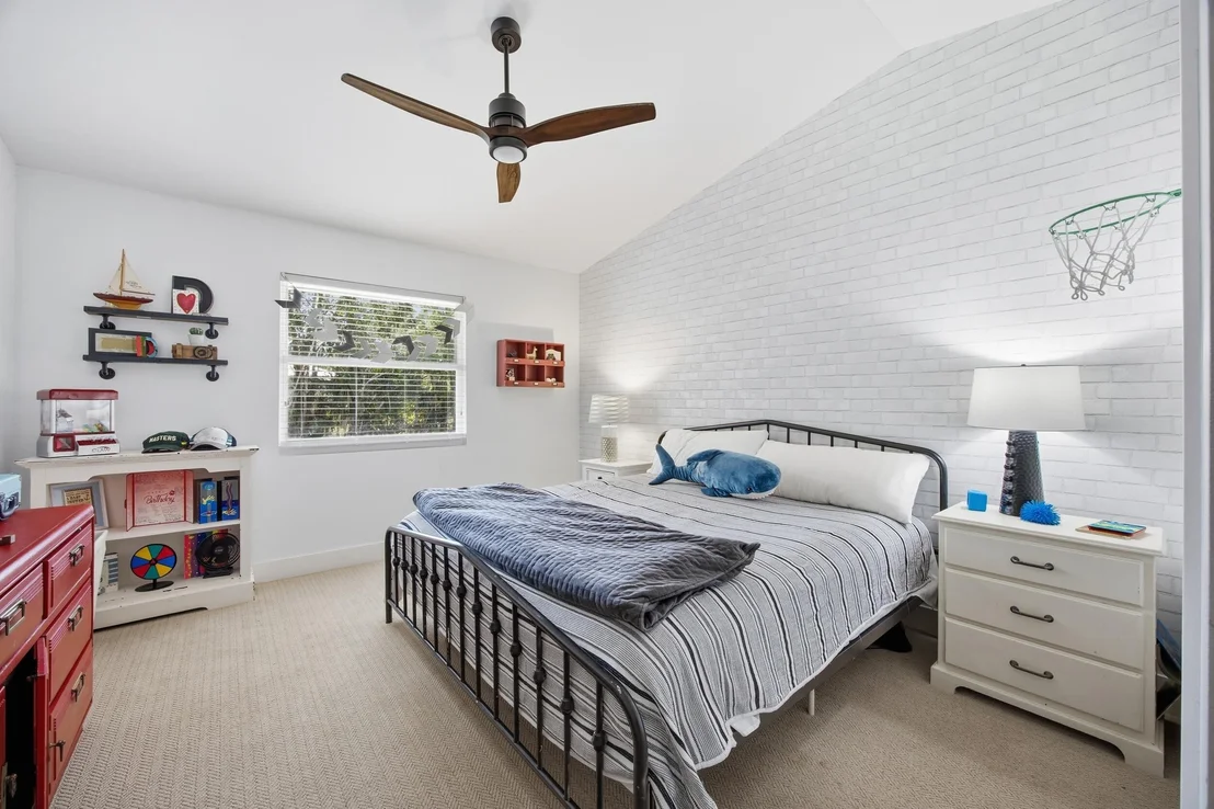 Photo of 17655 Alexander Run