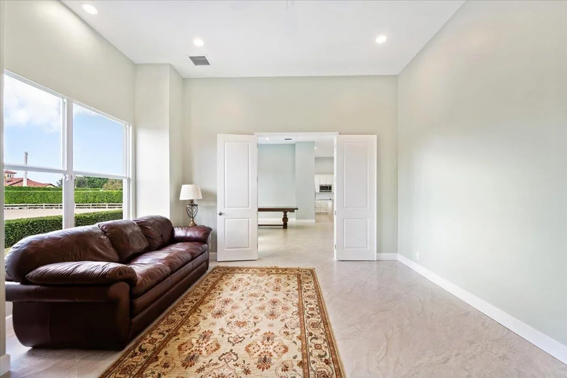 Photo of 14402 Laurel Trail