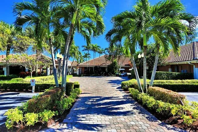 Photo of 2835 Waters Edge Circle
