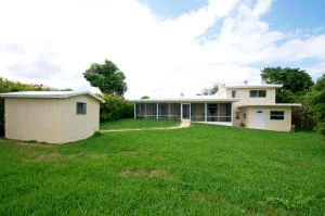 Photo of 226 S Seacrest Circle