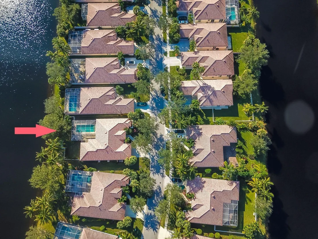 Photo of 7646 Red River Road