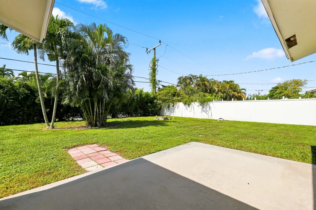 Photo of 5114 Conklin Drive